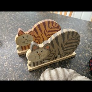 Cat book ends super cute! Lightweight